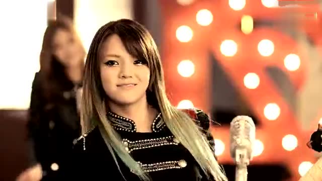 超短裙美女热舞aoa《elvis》