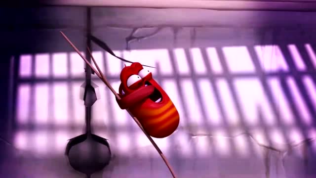 爆笑虫子—没义气的小红遭报应惨被屎球淹没.