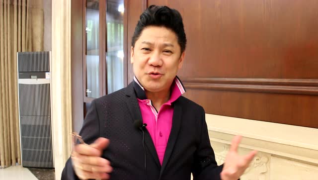 上海东方卫视主持人毛威体验wulian智能家居