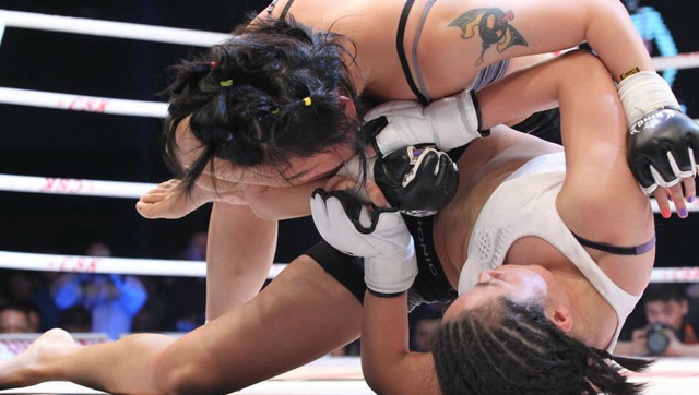 "搏击玫瑰"唐金 手臂十字固降服对手