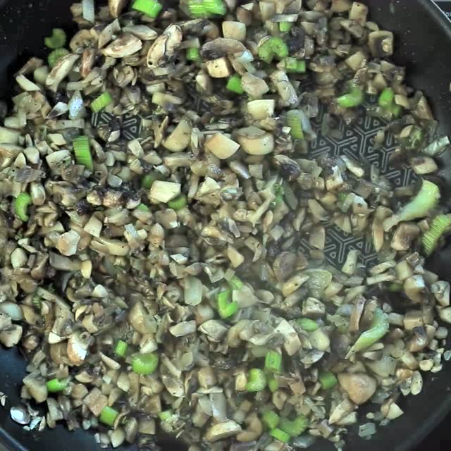 教你制作蘑菇千层酥饼