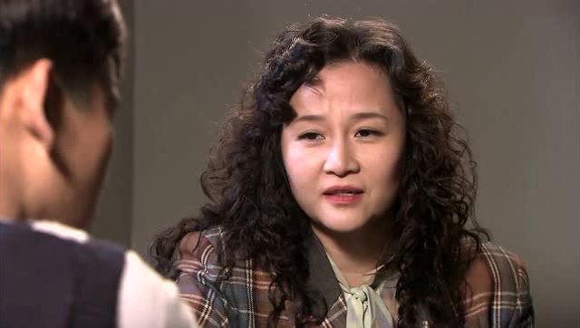 二叔:二叔到黑丽丽店喝酒,宝珠回娘家抱怨,宝珠娘气的鞋找不到