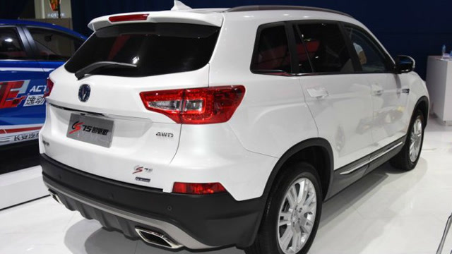 长安汽车终于出绝招了,售价7.98万起,超高配置果断放弃哈弗h6