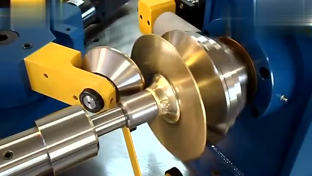 精彩的旋压成形全过程!厉害了!