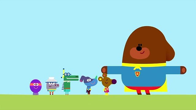 《嗨道奇》小朋友在阿奇的超级阿奇抱抱的怀里真的好有爱啊!