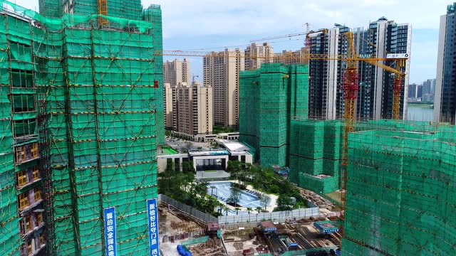 清远保利天汇熙园7栋园景航拍视频