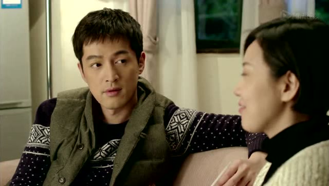 生活启示录:小强让家明拿来手机她给嘟嘟打电话