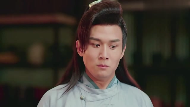 《花间提壶方大厨》沈勇方一勺两人错乱之中触碰鼻尖,尴尬不已