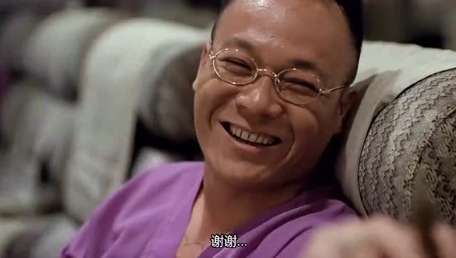 《古惑仔》洪兴里最会搞事的就是基哥了,处处给陈浩南惹事