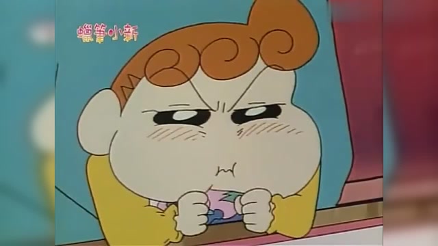 小葵在这边快乐的捣乱,小新在隔壁快乐的吃东西