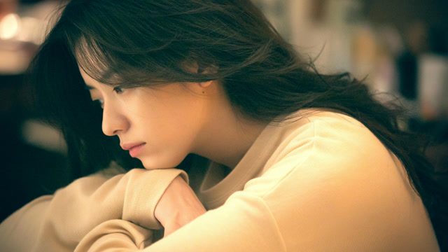 韩国高分奇幻电影《内在美》,每天醒来都会变成另外一个人!