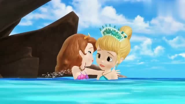 小公主苏菲亚:海怪抓住了人鱼公主,它为了得到人鱼公主的皇冠!