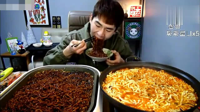 韩国大胃王奔驰小哥吃炸酱面泡面饭真是厉害