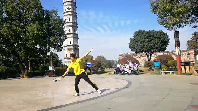 25-第8套柔力球《走向复兴》