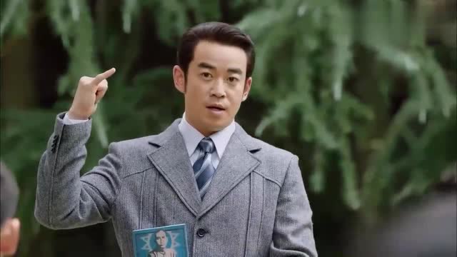 陈得道意气风发,把众人聚在这里开大会,结果她却表现不耐烦!