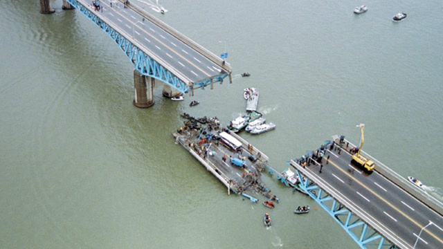 韩国汉江大桥断桥事故图片