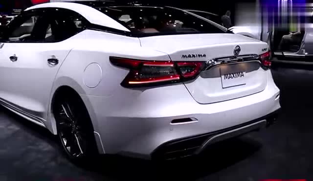 日产maxima 看完买不买自己做决定