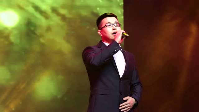 男女二重唱《风吹麦浪》