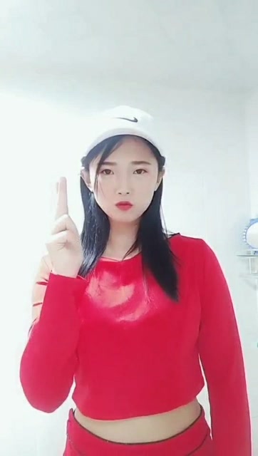 小姐姐中枪了?