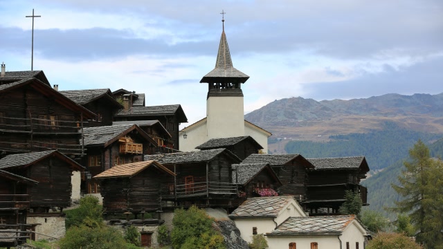 安尼维尔山谷:瑞士瓦莱群山中的一个绝美山谷