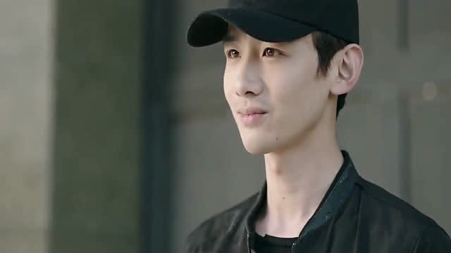 陆之昂出狱了,颜末的等待终于有了结果,竟然还说出这样一句话