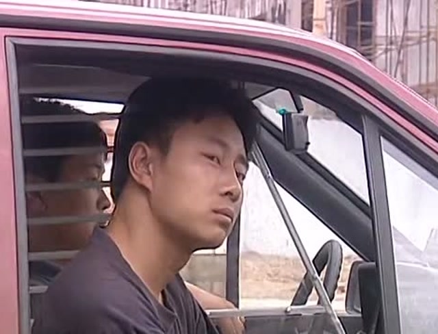 命案十三宗:丽红跟赵杰私奔,却还打电话安抚备胎,赵杰真不值