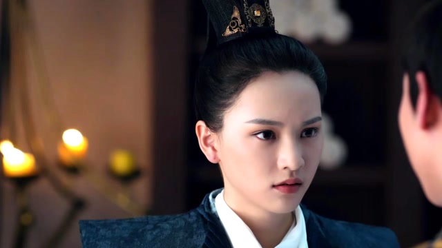 白发:宁千易想暗杀容乐,沉鱼情急撒谎救容乐,却被傅筹一语揭穿