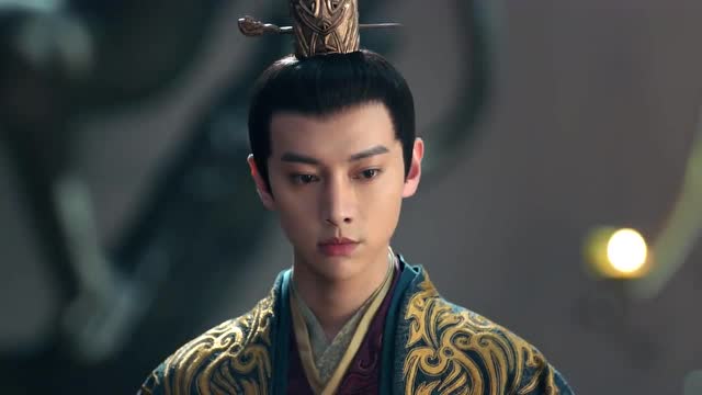 白发:镇北王半夜私会女子,这样做对得起昭芸吗?太过分了