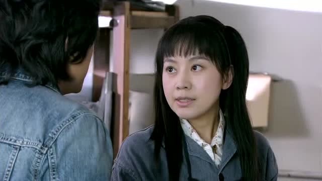 亲爱的:郑坚来到李宝莉上班的地方,以李宝莉的名义请大家吃冰棍