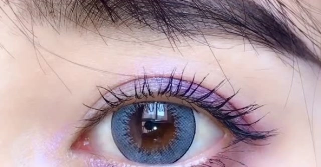 紫色眼妆这样画一点都不会肿,简单还特别显气质