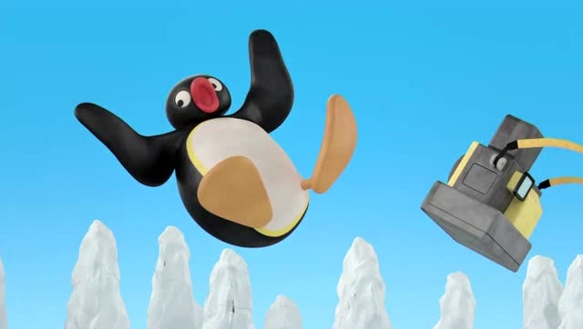 《大都会小企鹅》:出大事了,海狮差点要掉下去了,小小快救人啊