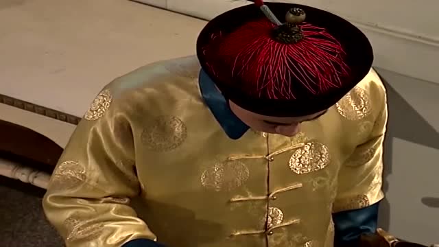 皇后危在旦夕,肚子中的皇子也不保,谁料侍卫竟说对不住皇上!