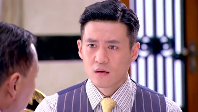 烽火佳人:杜允威在自家产业动手脚,怕父亲发现,想要息事宁人