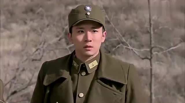 刀客家族的女人:余定邦拔刀刺向余老三,老三直接引爆手榴弹自杀