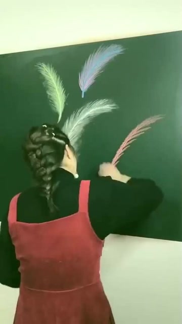 粉笔画羽毛,妙笔生花