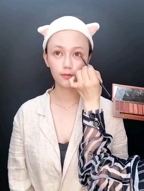 晴晴老师化妆课10