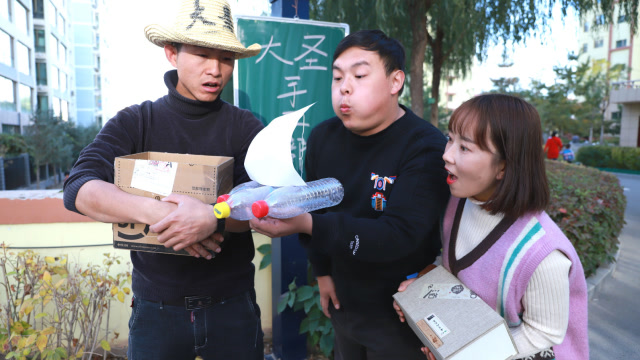 大圣手工小卖部第三集,大圣用饮料瓶做出一个帆船,太厉害了