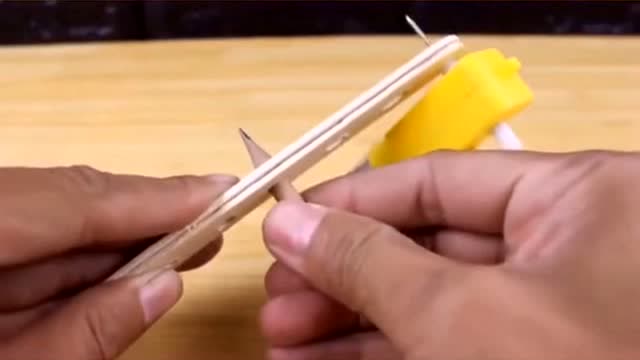 小伙自制的电动圆规,真是画圆神器,可以解放你的双手!