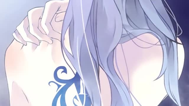 蓝翅:明晴弹琴给婷婷听!这时明蓝摸自己后背的胎记!