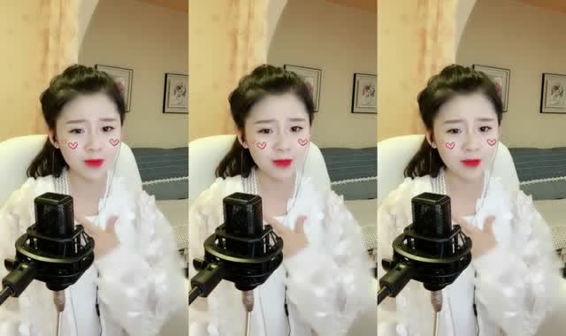 快手网红姜蕊翻唱学猫叫甜蜜可爱的声音让人听了很舒服