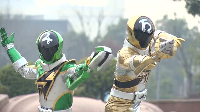 巨神战击队2:战击王没有来反地图,巴嘎精英要把这里毁灭了!