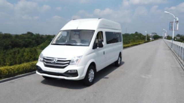 定制版国六上汽大通v80