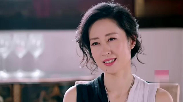 云恺得知果果就是金依蓓,半天回不过神来,俩人说出了儿时暗号