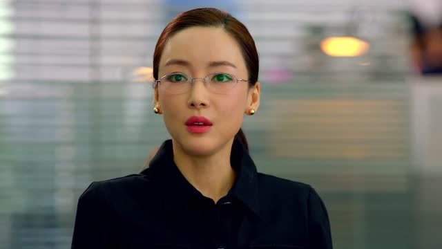 中国式关系:瑶瑶应聘被瞧不起,亮出真功夫,女总被打脸
