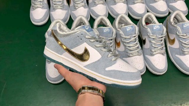 nk dunk low "sean cliver" 蓝色情人节