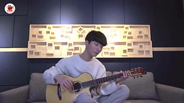 韩国吉他指弹演奏家郑成河演奏《铃儿响叮当》