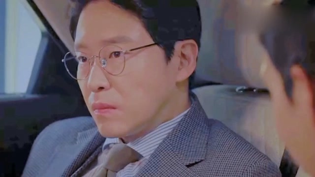 顶楼:李律师的搞笑段子