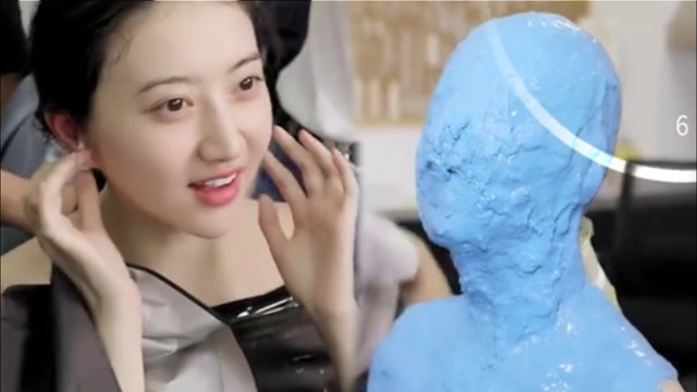 景甜《司藤》倒模过程曝光:纱布裹头令人窒息,素颜似出水芙蓉