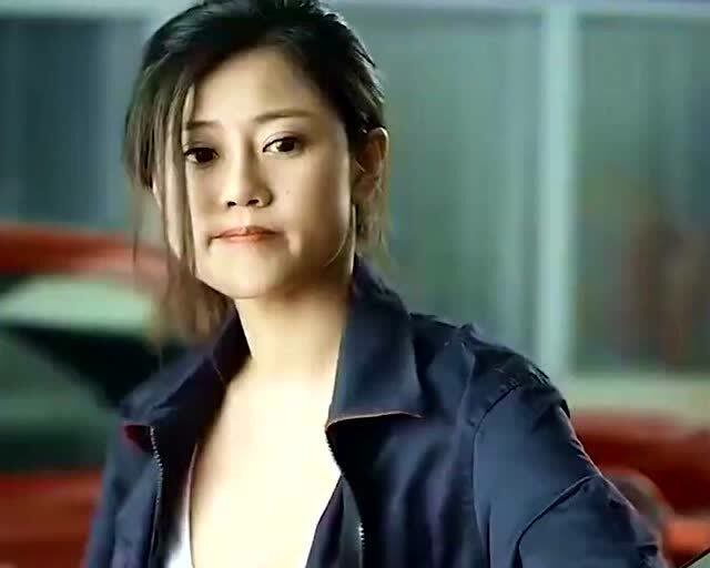 小伙用一个螺丝刀泡到白富美,走上人生巅峰,这才是真正相互的爱!