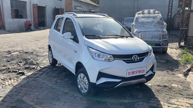 比德文v7,车长3m45,4天瓦电机72v
